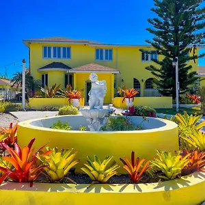 *** Couette-café Golden Palms House Bahamas